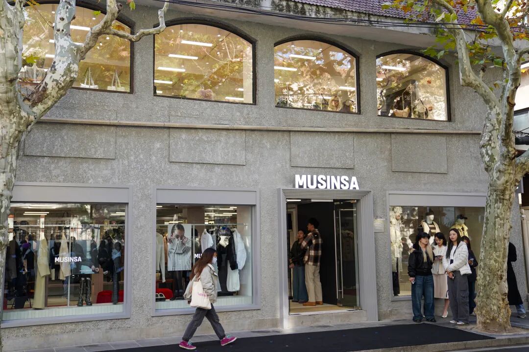前兩月服鞋零售增長11.7%！“時髦精”首店夯實上海時尚之都地位